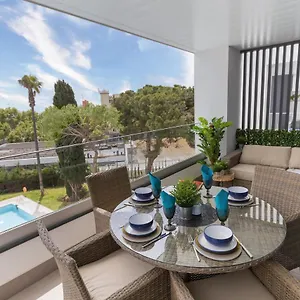 https://marbella-luxury-brand-new-2-bedroom-apartment-3-min.1costadelsol.com